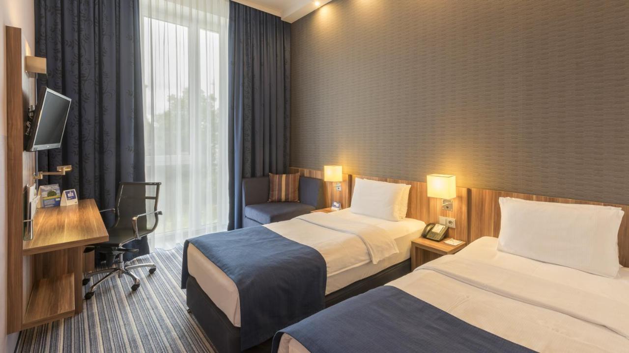 Holiday Inn Express Heidelberg City Centre Экстерьер фото